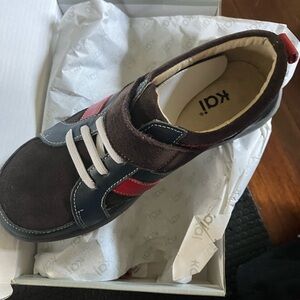 Kai Brown and Red Suede Shoe